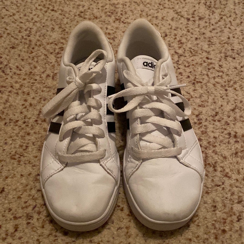 Adidas shoes sz 41/2